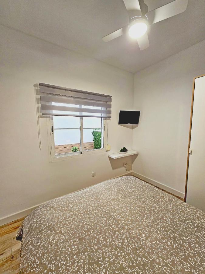 Elegante Apartamento De Diseno. Almería Exterior foto